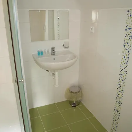 A Restaurace Vinarstvi 3* Přítluky
