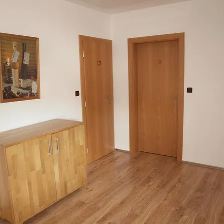 A Restaurace Vinarstvi 3*